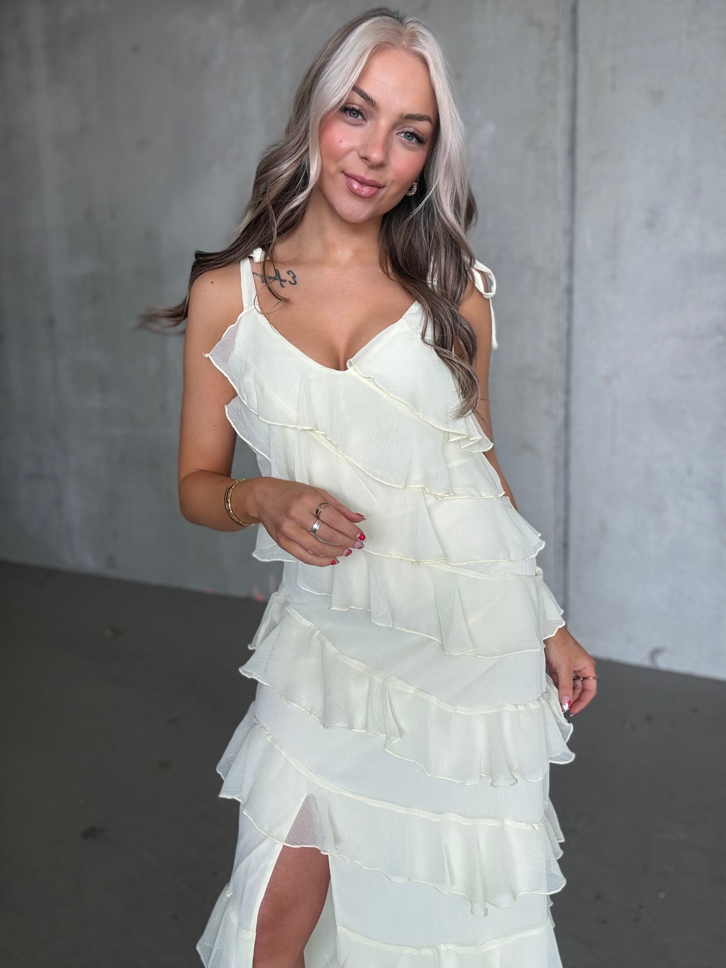 VILUNA Midi Dress - Pastel Yellow
